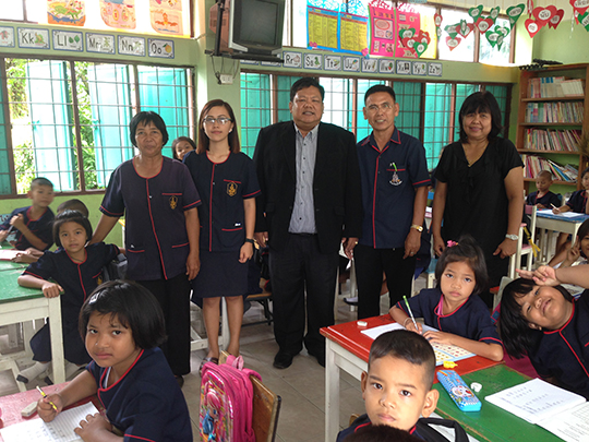ผอ.สพป.สุโขทัย เขต 1 ตรวจเยี่ยมโครงการบริหารจัดการโรงเรียนแม่เหล็ก